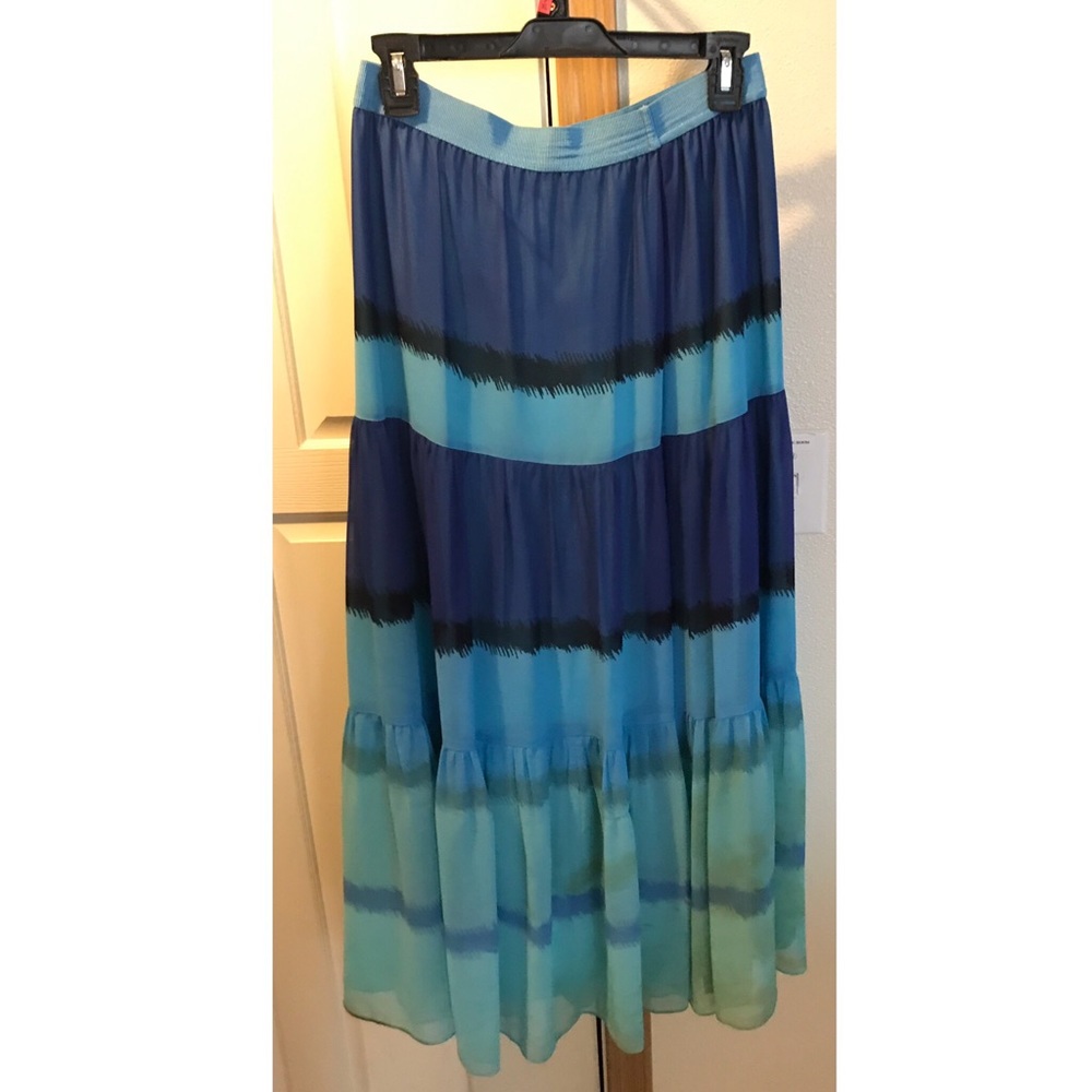 Tiered maxi skirt